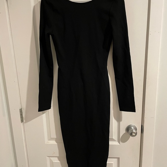 LULU Black Long sleeve MIDI Dress - Picture 4 of 5